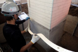 大地震に対し驚くべき効果を発揮！包帯巻き工法