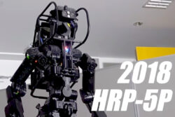 重労働をこなす人型ロボットが登場