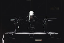 小型ドローン事業のLirerawareが屋内点検ドローンのレンタル開始