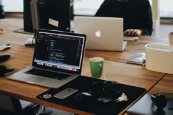 ＡＩで業務内容をみえる化「おまかせAI 働き方みえ～る」