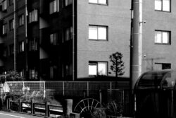 建築構造物の外壁点検ロボットが登場