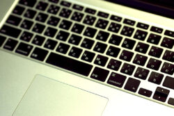 驚愕の時間短縮。佐川急便が配達伝票入力業務にAI活用