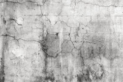 インフラのひび割れや位置変化状況をIoT活用で監視