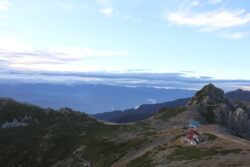 山岳登山者の見守りに５Gドローンを活用