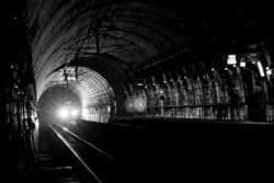 トンネル工事も新時代に。スマートトンネルで生産性安全性を向上