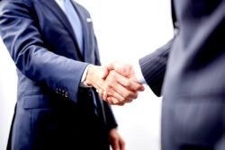 ドローン会社、赤外線解析会社、外壁調査会社が業務提携