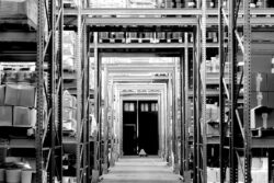 ブルーイノベーションとHTGが資本業務提携。在庫管理システムを導入へ