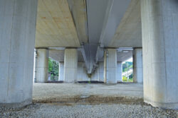 ドローン画像から損傷情報を反映した構造物の高精度3Dモデル形成