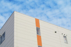 東急建設、外装下地を高精度でユニット化する工法を開発