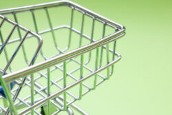 AIを活用した品切れ自動検知など次世代型スーパーの実験店舗構築