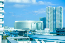 清水建設ら、豊洲スマートシティにてロボット連携基盤の実証を開始