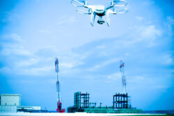 屋内でのSLAMを活用した自律飛行システムによる現場の屋内外巡視