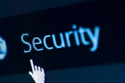 セキュアでカメラ交換も簡易な小型ドローン「SOTEN（蒼天）」