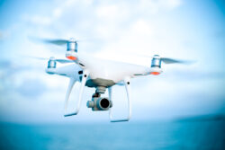 22年6月20日よりドローンの登録が義務化