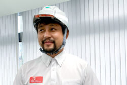 NEWアイテム、出張＆防災用スギテックヘルメットを導入しました