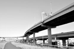 大林組<br>東名リニューアル工事に「施工シミュレータ」を初適用。