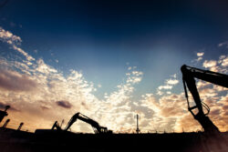 東レ✕NTTテクノクロス<br>「hitoe®ウェアラブル心電送信システム」販売開始。