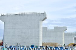 床版撤去作業の高速化と省力化を実現する新技術