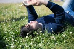 WAKU✕竹中工務店✕不二造園 土木路面緑化工法における植物活性向上の実証研究を実施。