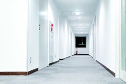 Preferred Robotics ✕ 戸田建設 エレベーター連携でフロア間移動に対応した館内配送システムを自社開発。